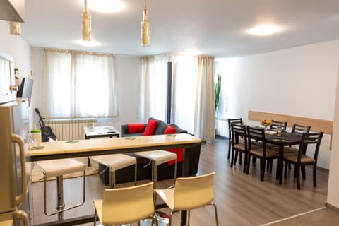 Living room, Dining area