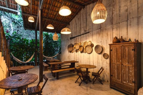 Living room, Seating area, Breakfast