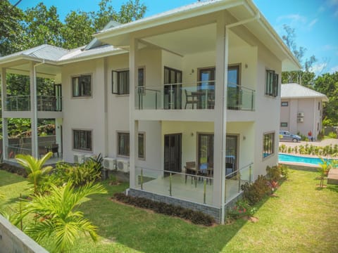 Property building, Garden