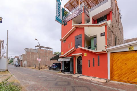 Property building, Facade/entrance