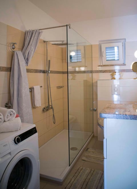 Apartments MM Apartment in Podstrana