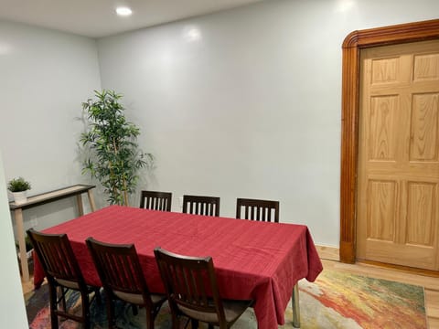 Winnisquam Lake House House in Tilton