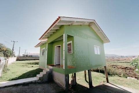 Property building, Day