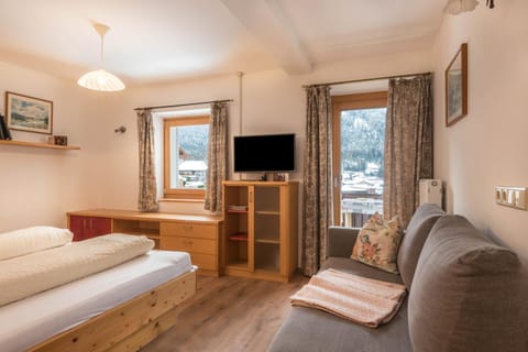Property building, Living room, Bedroom