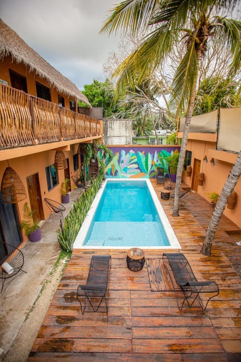 Swimming pool