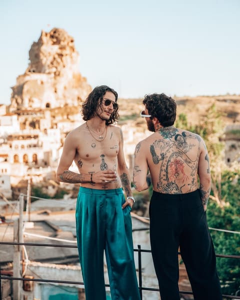 Day, People, Natural landscape, View (from property/room), Balcony/Terrace, City view, Entertainment, group of guests, Quiet street view