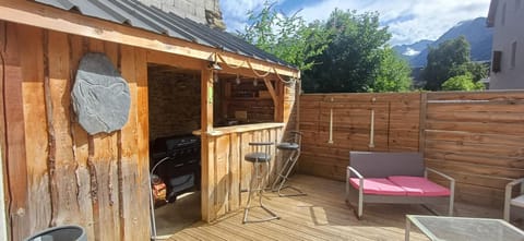 Patio, Balcony/Terrace
