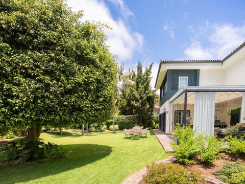 Property building, Garden view