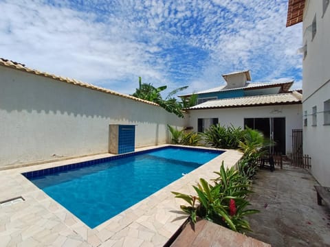 Casa inteira con piscina compartilhada Inn in Armacao dos Buzios