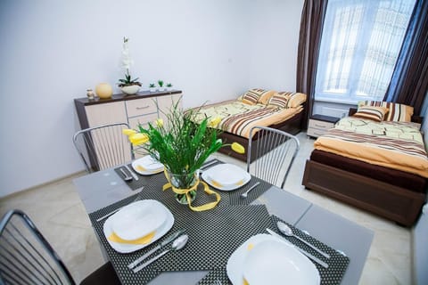 Dining area, Bedroom