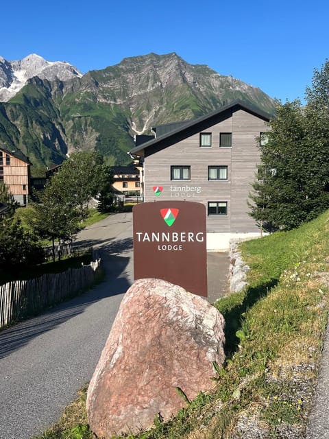 Property building, Logo/Certificate/Sign, Mountain view