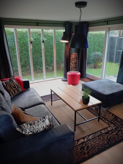 View (from property/room), View (from property/room), Living room, Garden view, Inner courtyard view