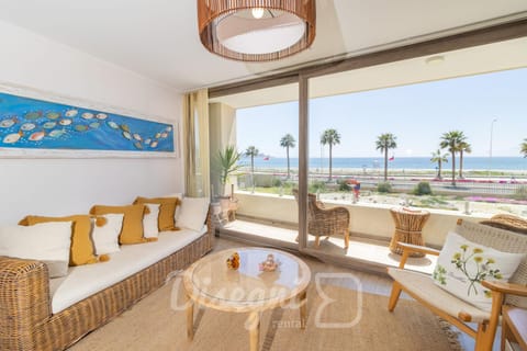TV and multimedia, Living room, Sea view