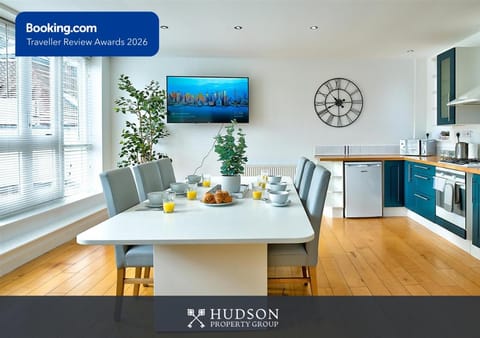 Ironbridge Townhouse with Roof Terrace and Parking House in Telford