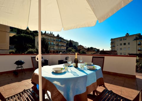 Patio, Bird's eye view, Balcony/Terrace
