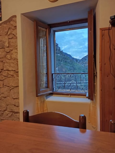 La casetta di Anna Apartment in Villalago