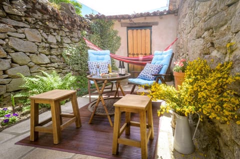 Patio, Summer