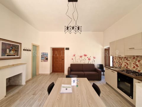Kitchen or kitchenette, Living room, Dining area, stove