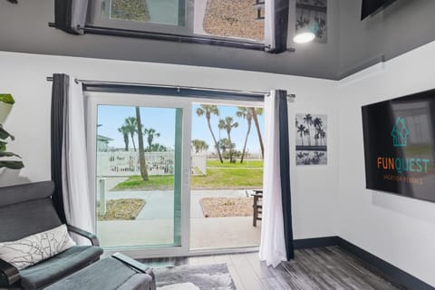 The Summit 132 House in Upper Grand Lagoon