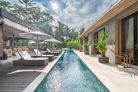 Property building, Pool view, sunbed