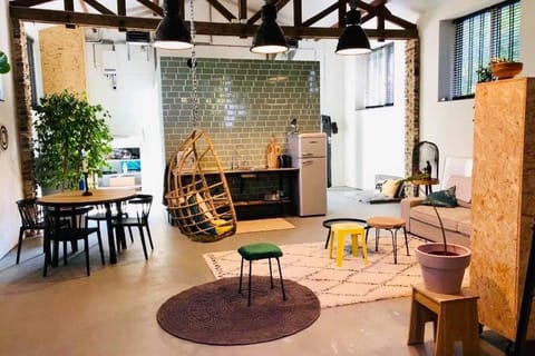 Kitchen or kitchenette, Living room, Dining area