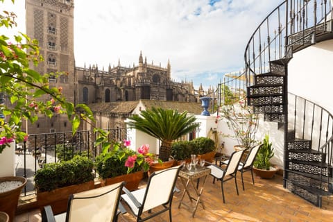 Balcony/Terrace, Landmark view