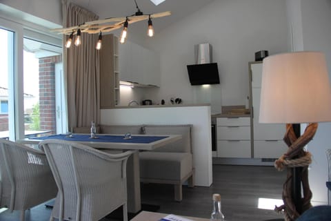 Fewo Meeresrauschen Penthouse Apartment in Wilhelmshaven