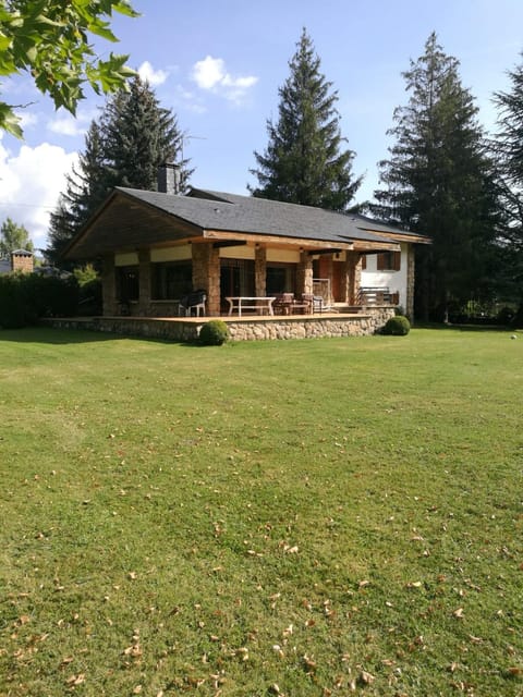 Facade/entrance, Garden
