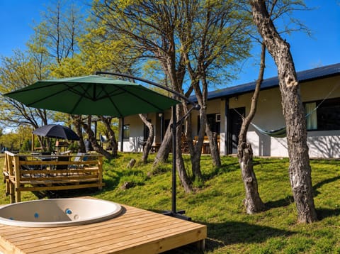 Property building, Activities, Garden view, Landmark view, Mountain view