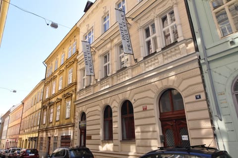 Facade/entrance, Facade/entrance