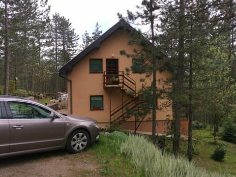 Apartmani Popovic Apartment in Zlatibor District, Serbia