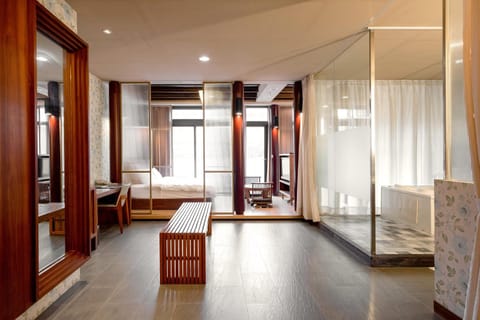 Bathroom, Photo of the whole room