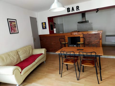 Agréable appartement de 48 m² en RDC Apartment in Auvergne-Rhône-Alpes