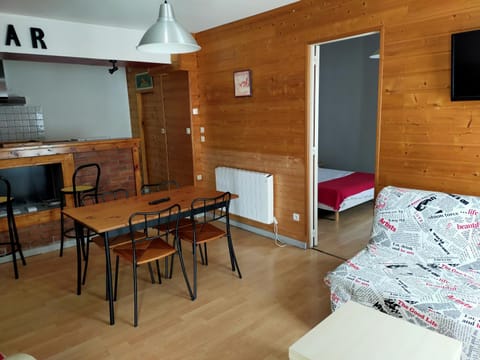 Agréable appartement de 48 m² en RDC Apartment in Auvergne-Rhône-Alpes