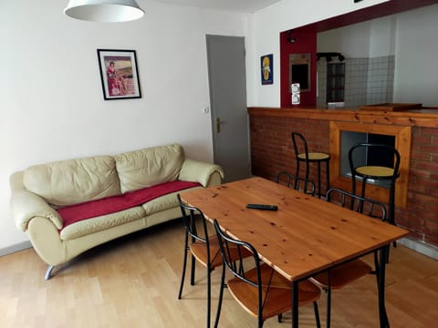 Agréable appartement de 48 m² en RDC Apartment in Auvergne-Rhône-Alpes