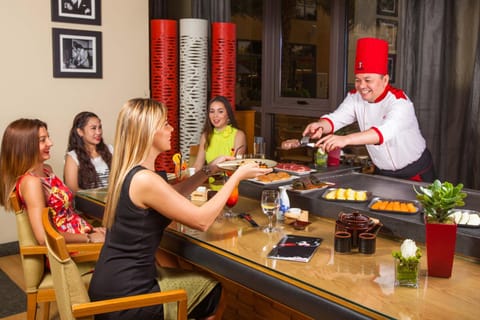 Restaurant/places to eat