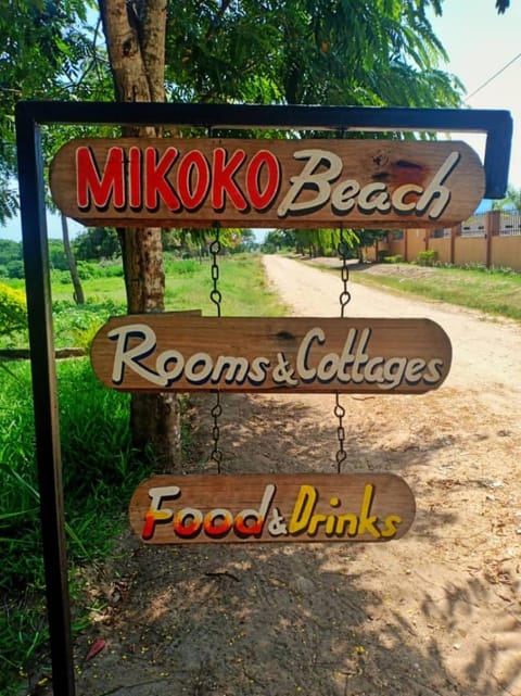 Property logo or sign, Street view