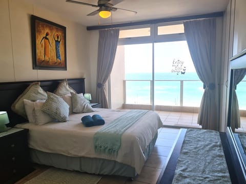 Bed, Balcony/Terrace, Bedroom, Sea view, fireplace, wardrobe