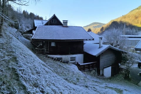 Obere Alpenhütte in Lend neben der Salzach Chalet in Salzburgerland