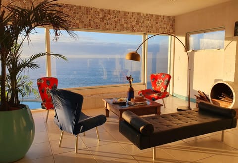 Library, Living room, Pool view, Sea view
