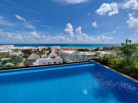 Natural landscape, Swimming pool