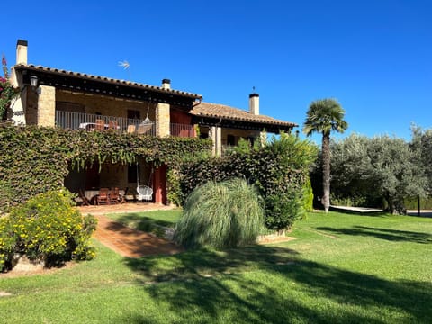 Property building, Spring, Natural landscape, Garden, Garden view