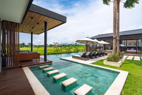 View (from property/room), Pool view