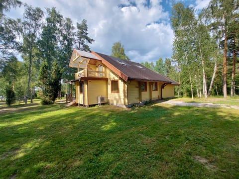 Property building, Spring, Day, Garden view