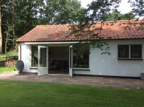 Vakantiehuisje vlakbij de duinen Apartment in Rockanje