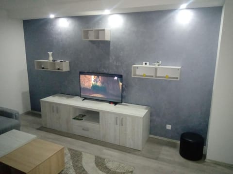Communal lounge/ TV room, TV and multimedia