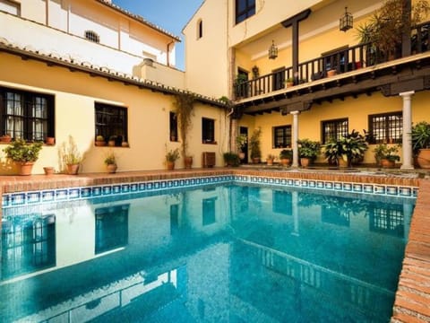 Patio, Swimming pool