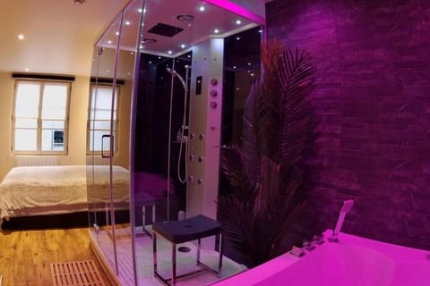 Steam room, Spa and wellness centre/facilities