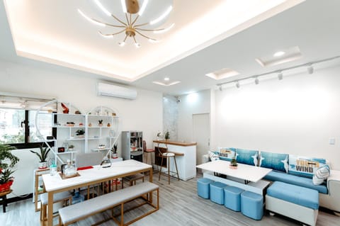 Lounge or bar