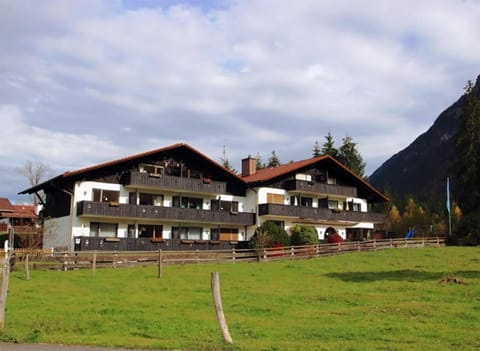 Facade/entrance, Natural landscape